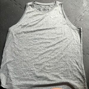 Nike Women’s Heather Gray Tank Top